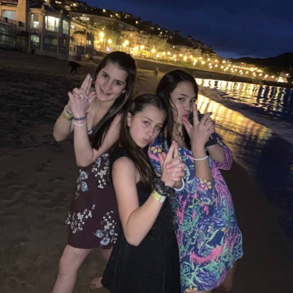 Meet your Posher, Kate - Picture 1 of 7